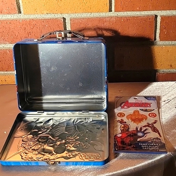 Vintage Marvel the Avengers Metal Lunch Box - Picture 7 of 10